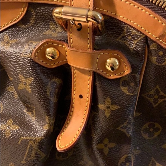 Authentic Louis Vuitton great pre loved condition - Picture 3 of 6